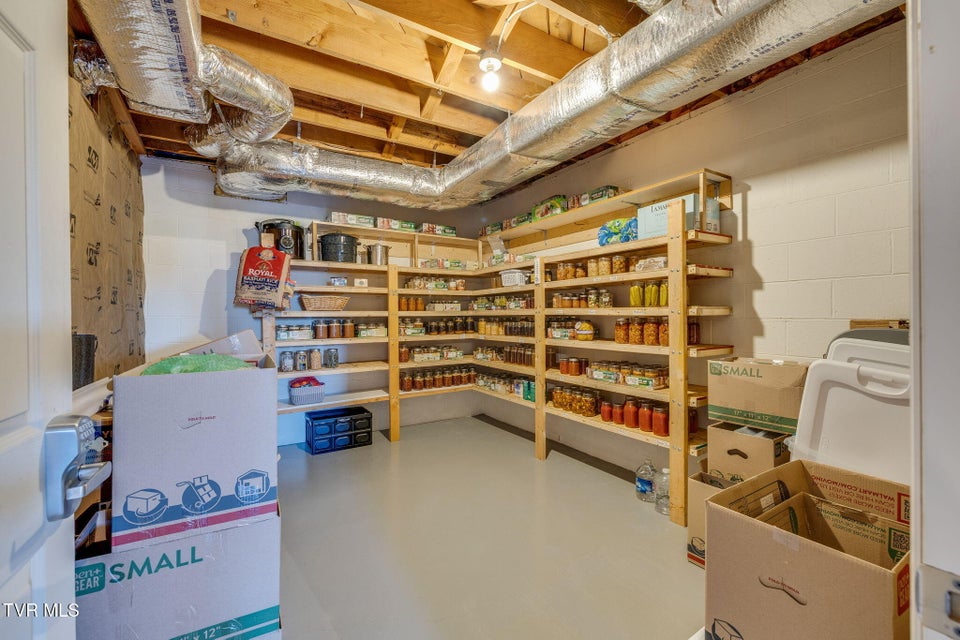 Photo #33: 567 Long Town Road