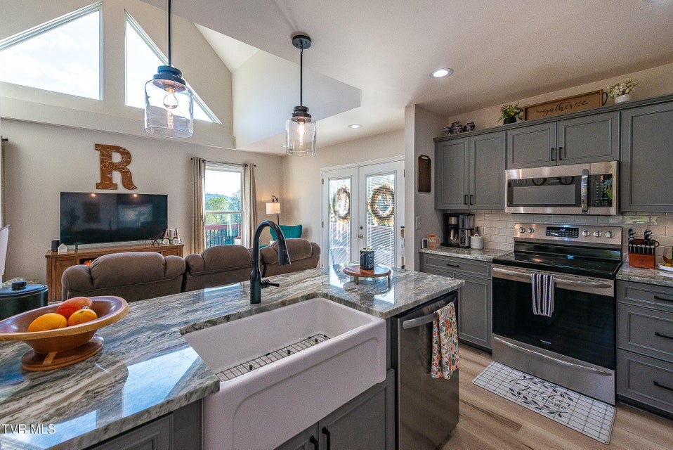 Photo #16: 24290 Flax Road