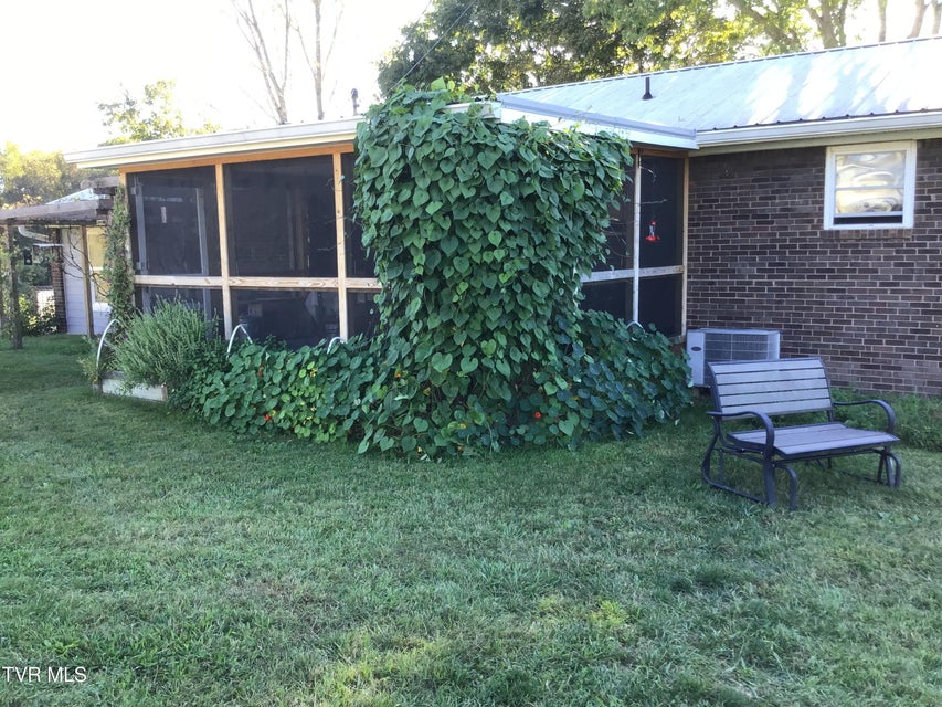 Photo #71: 567 Long Town Road