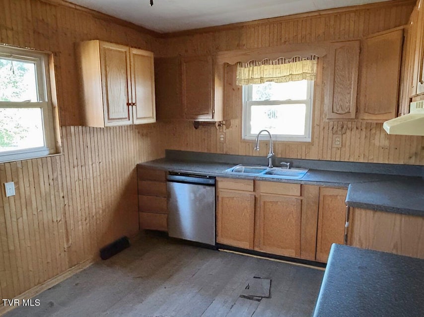 Photo #7: 5720 Atkins Tank Road Road