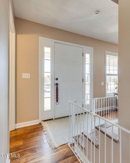 Photo #6: 102 Ebony Lane