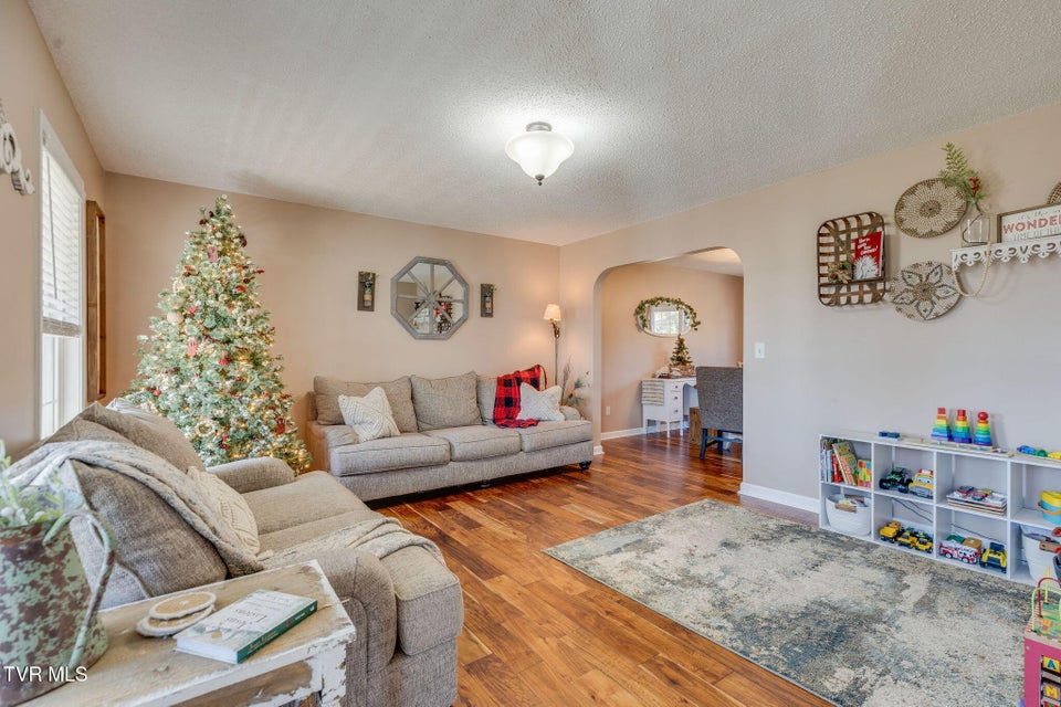 Photo #7: 102 Ebony Lane