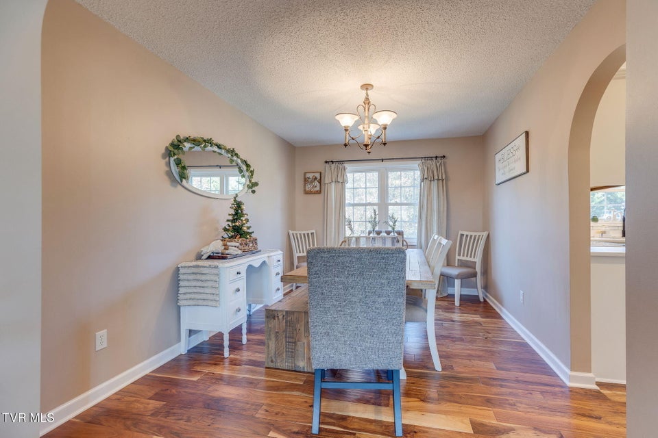 Photo #10: 102 Ebony Lane