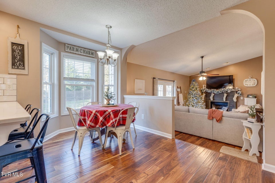 Photo #12: 102 Ebony Lane