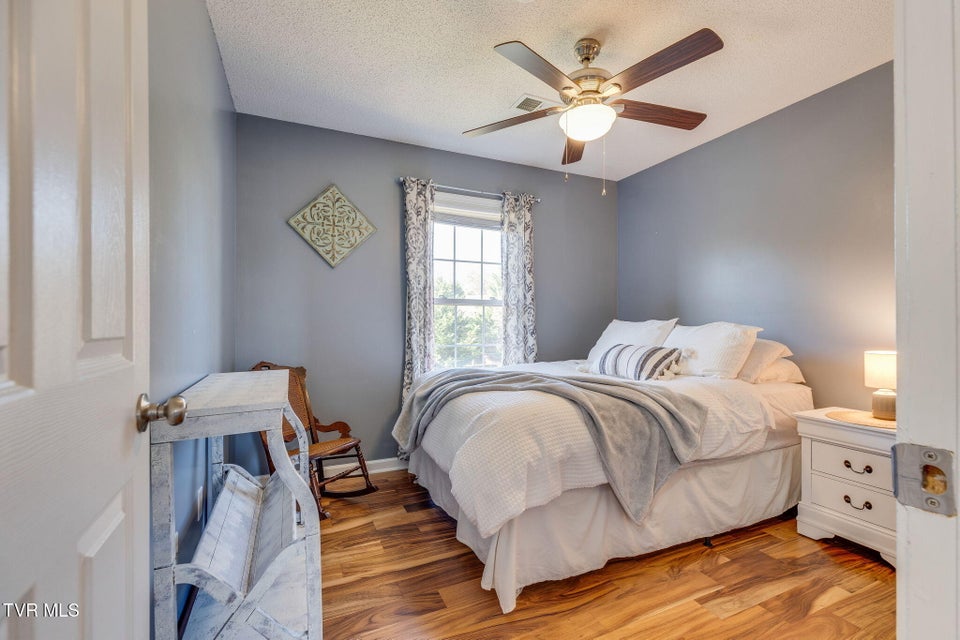 Photo #25: 102 Ebony Lane