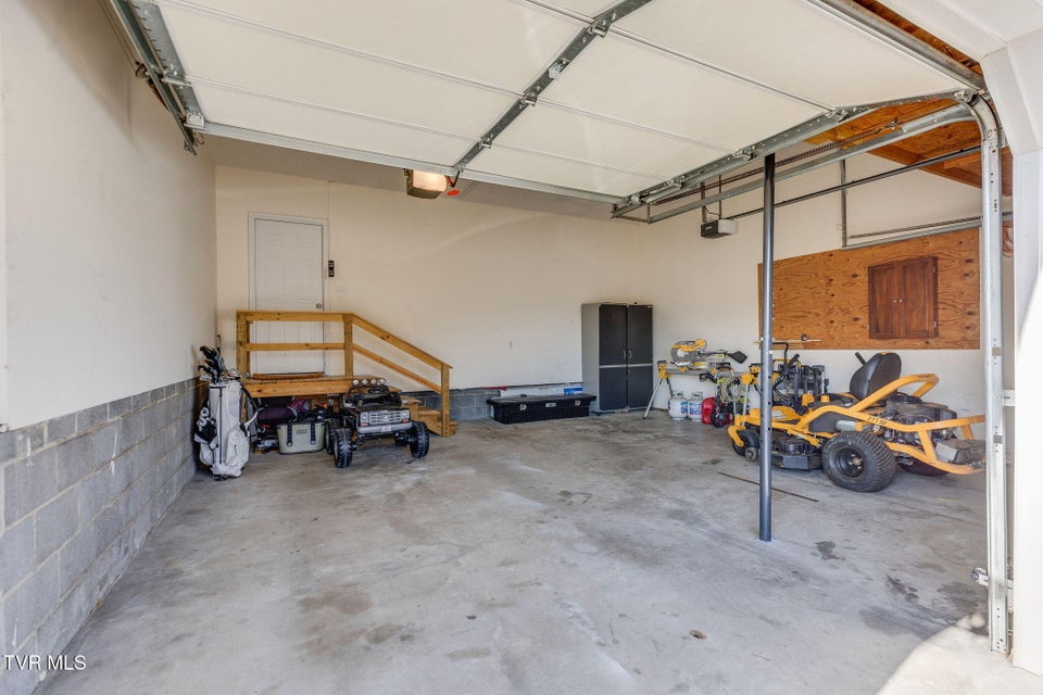 Photo #40: 102 Ebony Lane