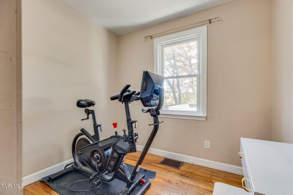 Photo #22: 1649 Carolina Avenue