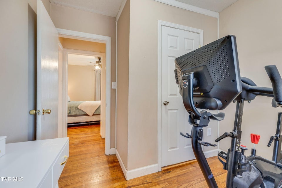 Photo #23: 1649 Carolina Avenue