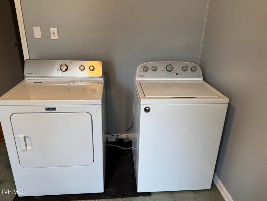 Photo #27: 129 Meadow Lark Lane Lane