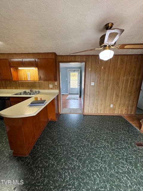 Photo #17: 129 Meadow Lark Lane Lane