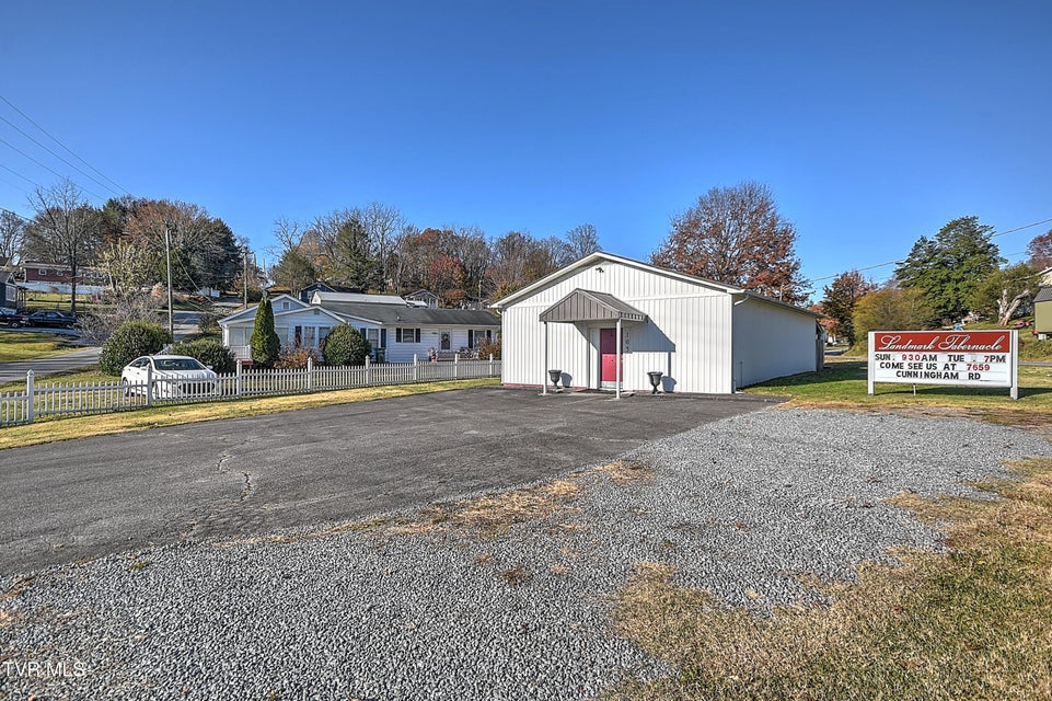 Photo #4: 105 Martin Road