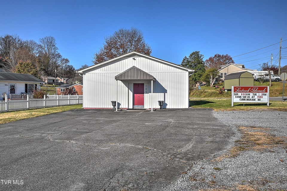 Photo #5: 105 Martin Road