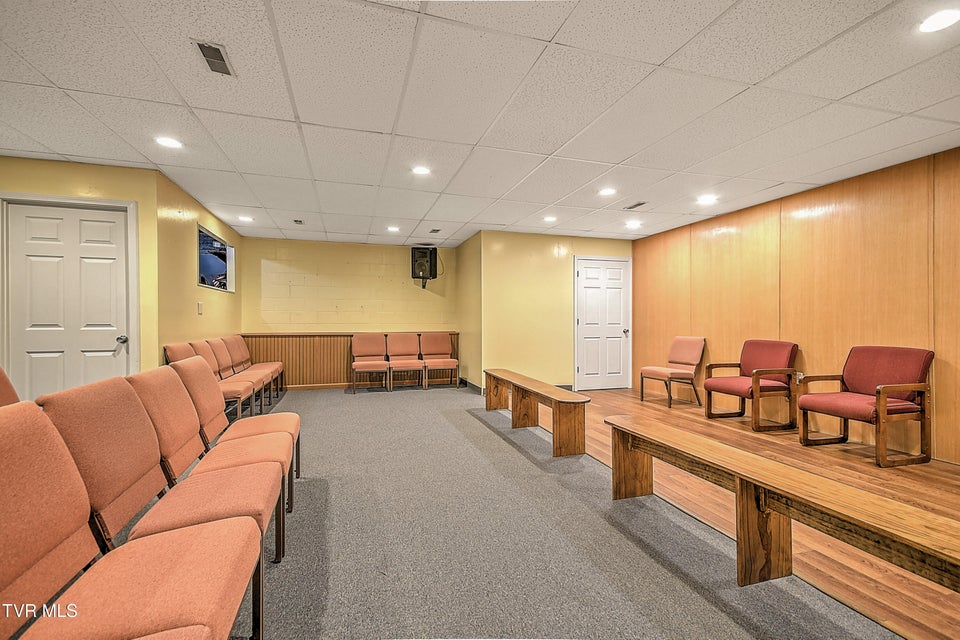 Photo #27: 105 Martin Road