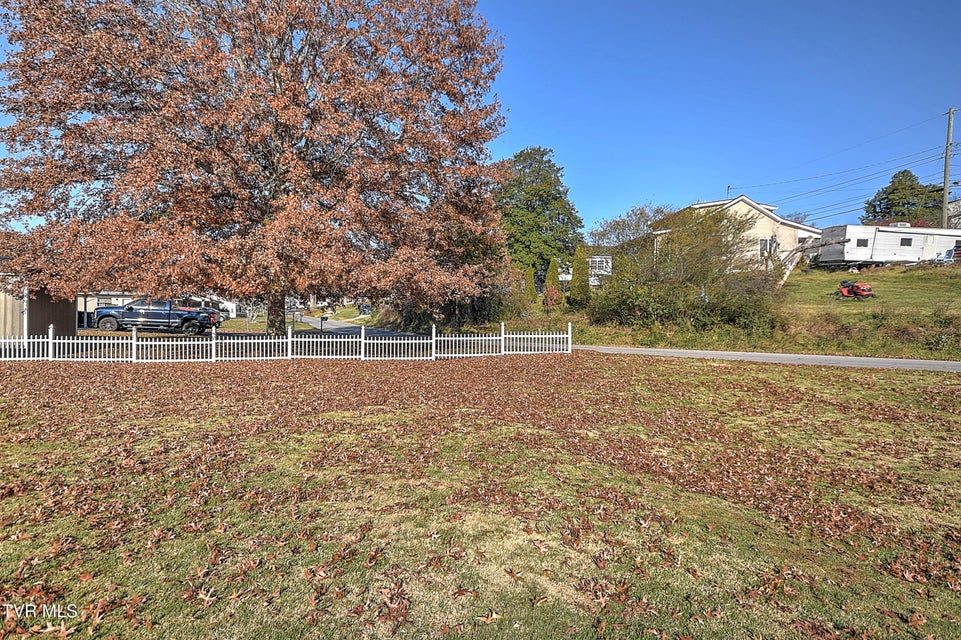 Photo #32: 105 Martin Road