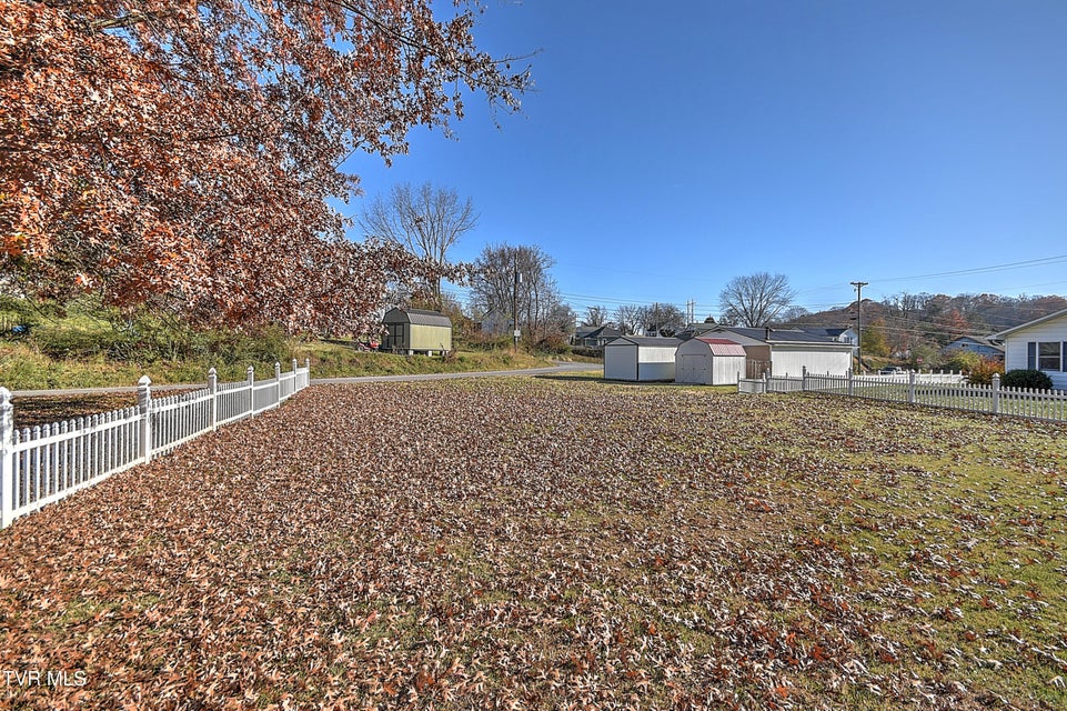 Photo #35: 105 Martin Road