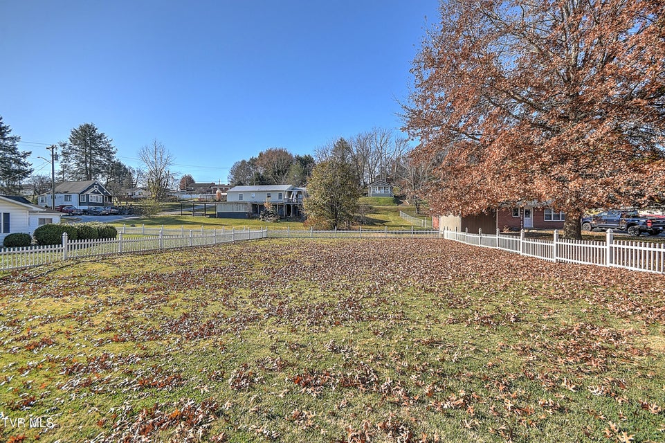 Photo #36: 105 Martin Road