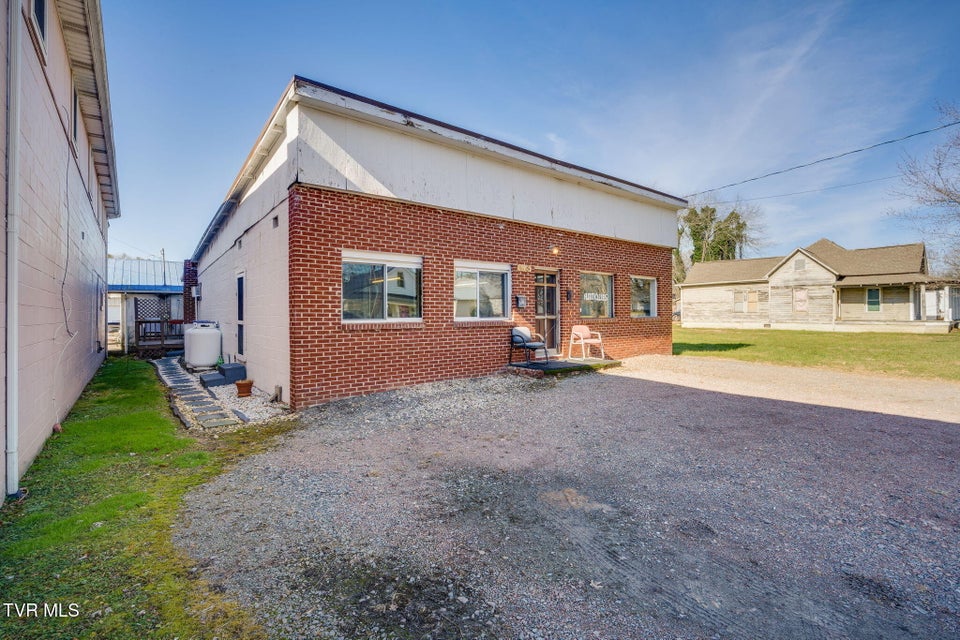 Photo #2: 418 Church Street