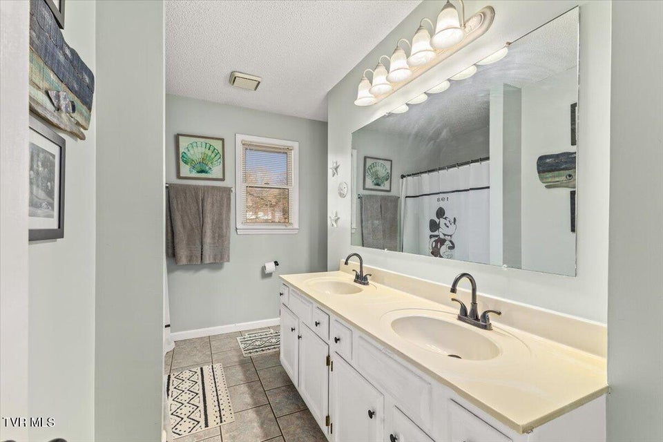 Photo #24: 4613 June Drive