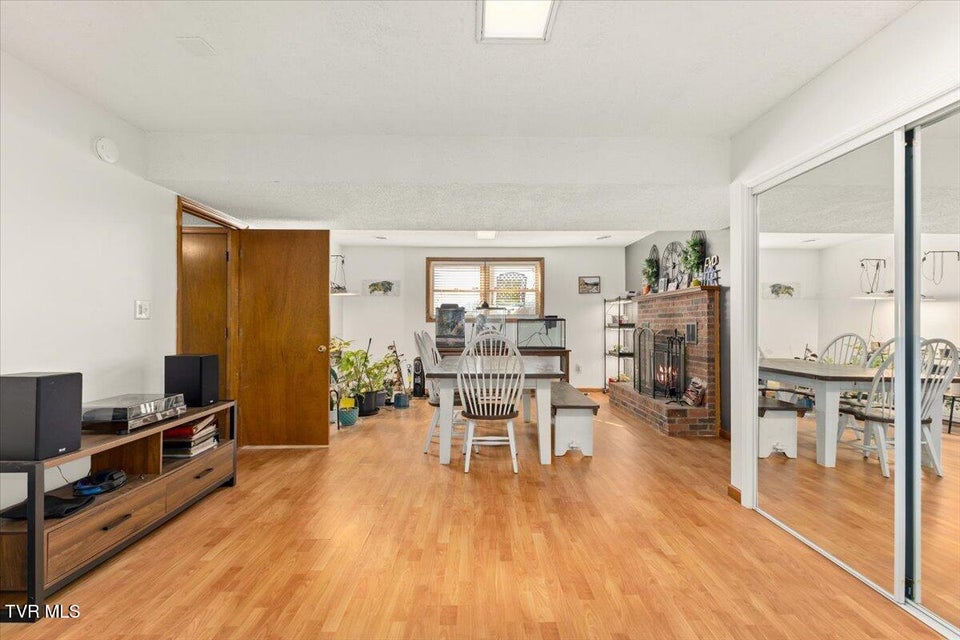 Photo #35: 4613 June Drive