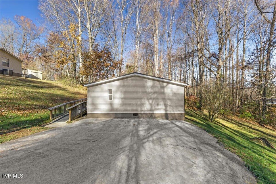 Photo #5: 1012 Kingston Court