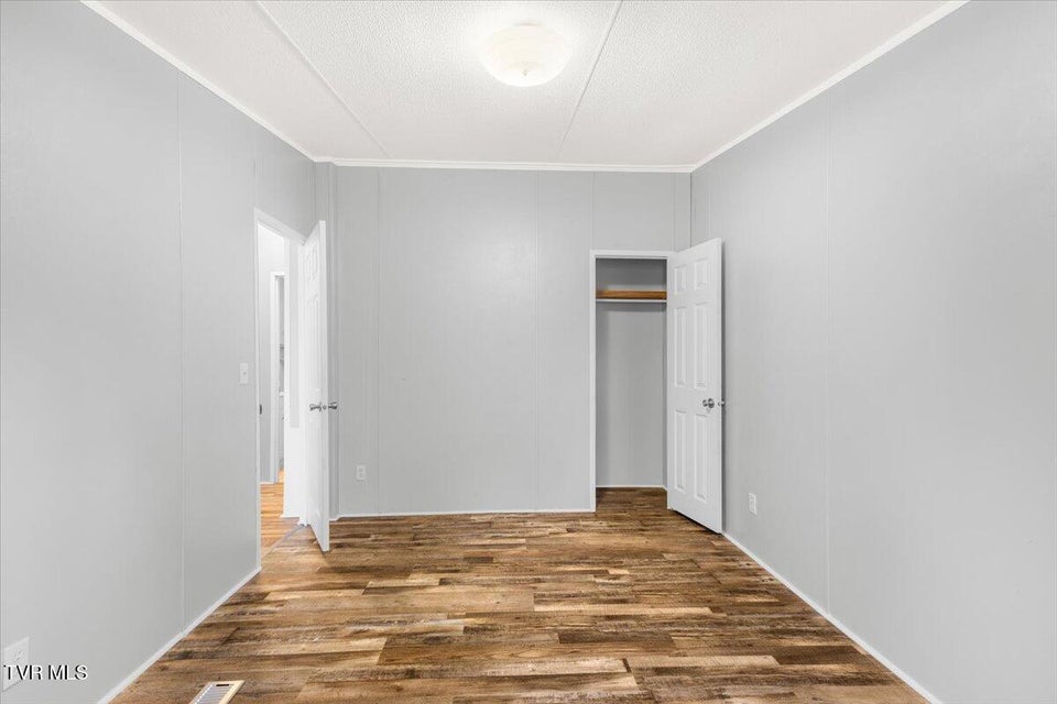 Photo #21: 1012 Kingston Court