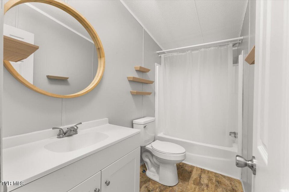 Photo #22: 1012 Kingston Court