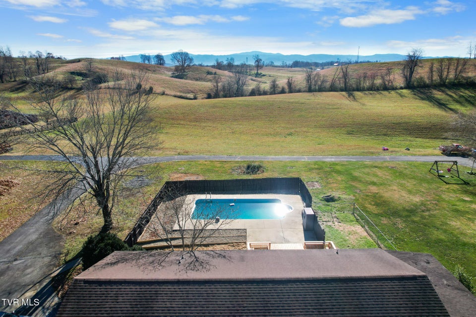 Photo #72: 105 S Monte Vista Drive