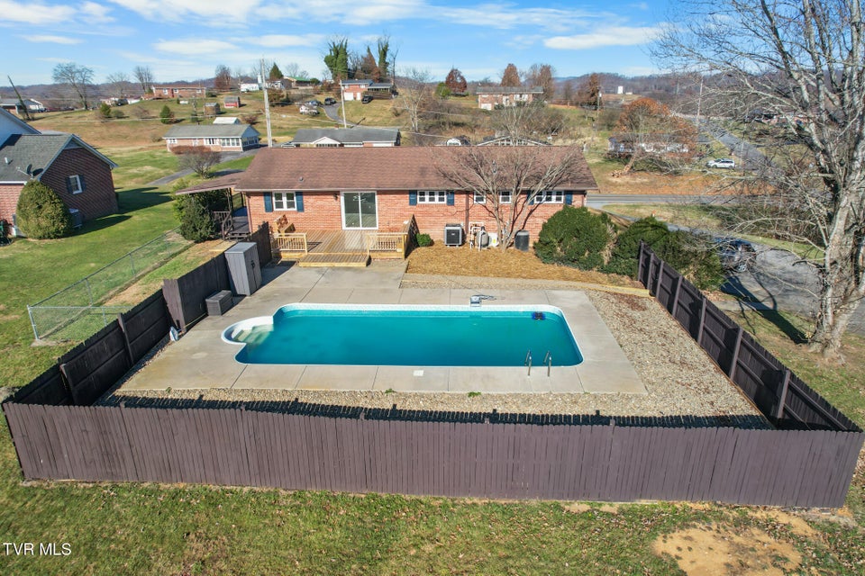 Photo #66: 105 S Monte Vista Drive