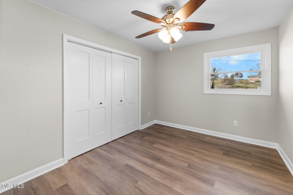 Photo #31: 105 S Monte Vista Drive