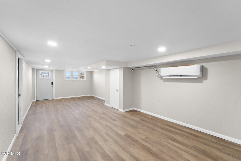 Photo #51: 105 S Monte Vista Drive