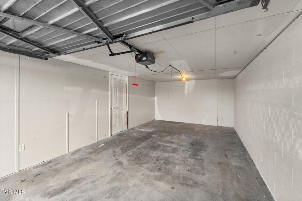 Photo #54: 105 S Monte Vista Drive