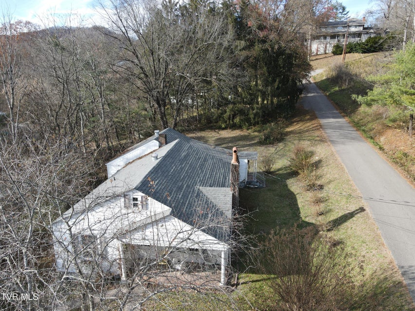 Photo #10: 209 Greenwood Avenue