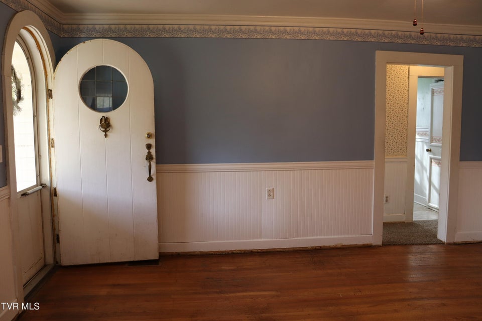 Photo #21: 209 Greenwood Avenue