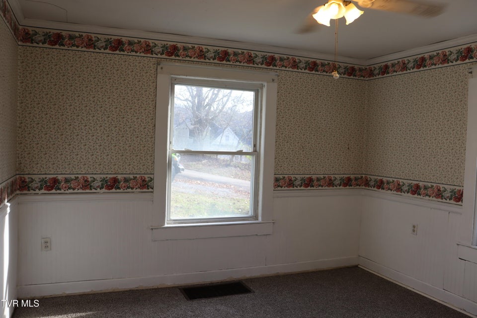 Photo #43: 209 Greenwood Avenue