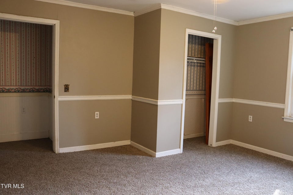 Photo #35: 209 Greenwood Avenue