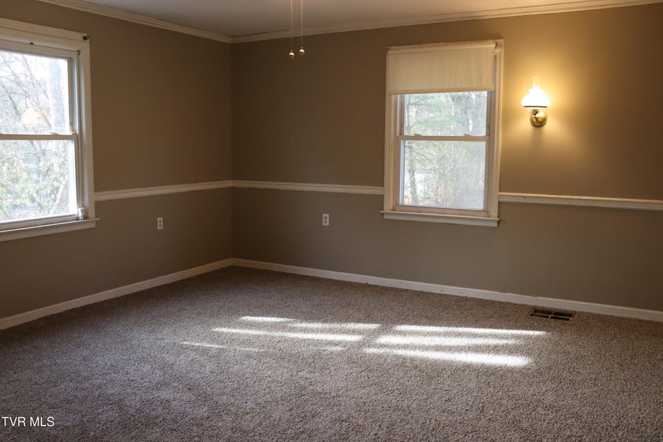 Photo #38: 209 Greenwood Avenue