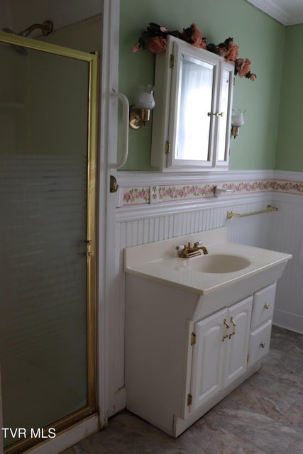 Photo #39: 209 Greenwood Avenue