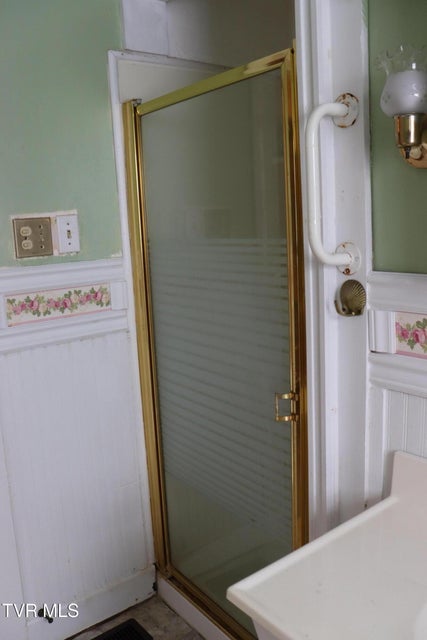 Photo #41: 209 Greenwood Avenue