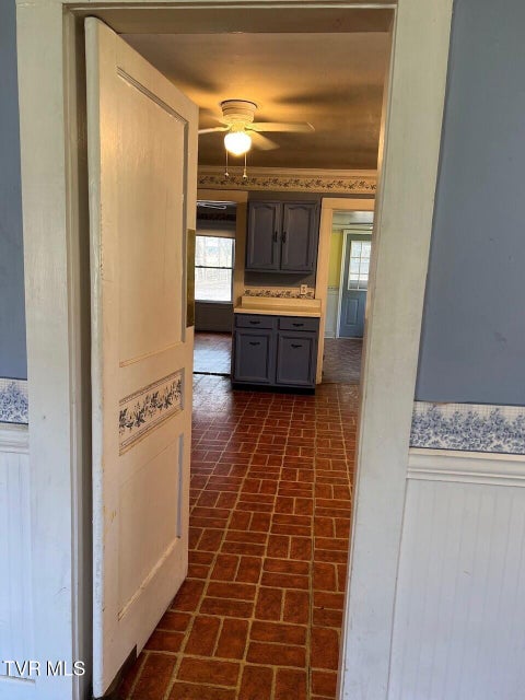 Photo #25: 209 Greenwood Avenue