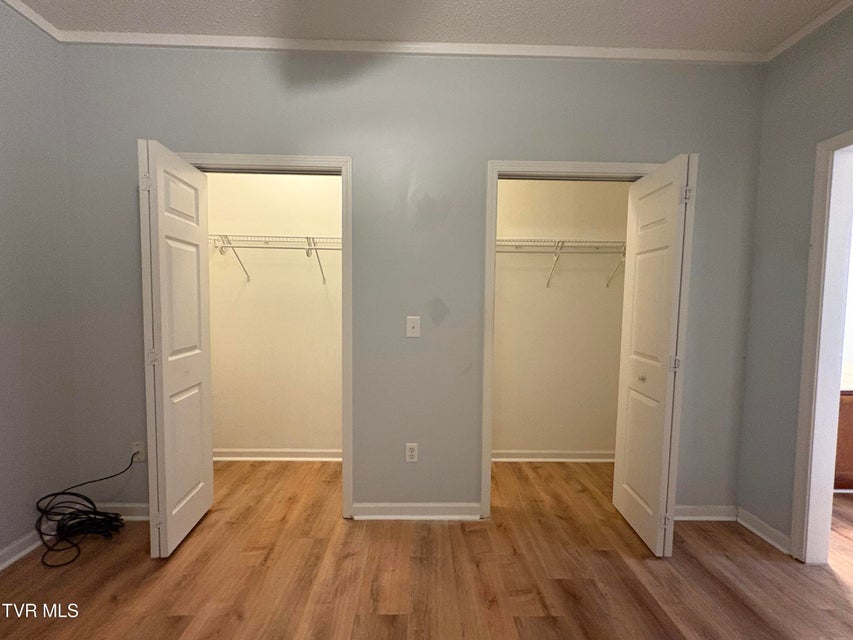 Photo #33: 176 South Austin Springs Road