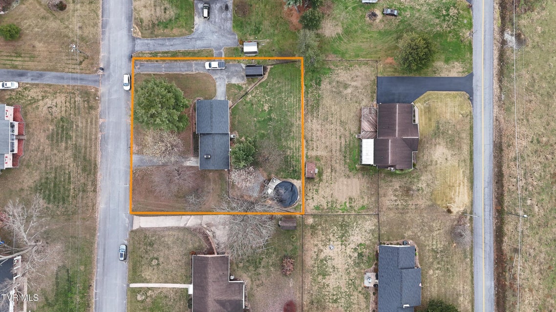 Photo #53: 320 Green Lane