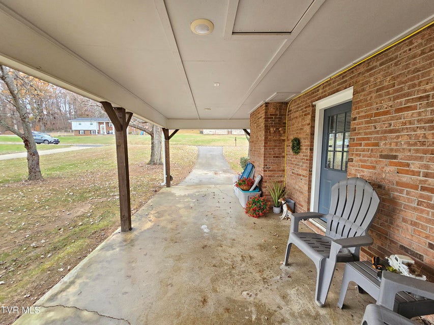 Photo #12: 320 Green Lane