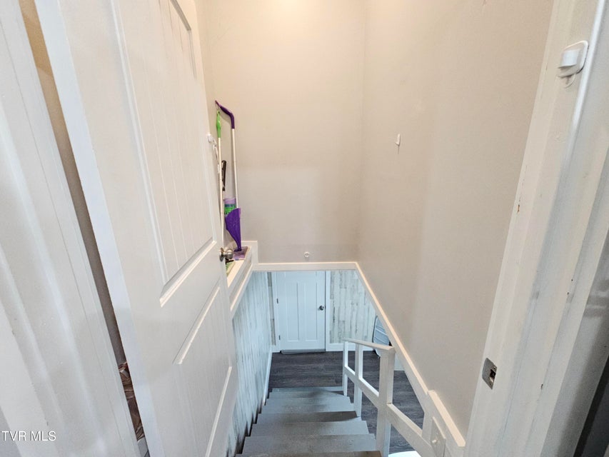 Photo #38: 320 Green Lane