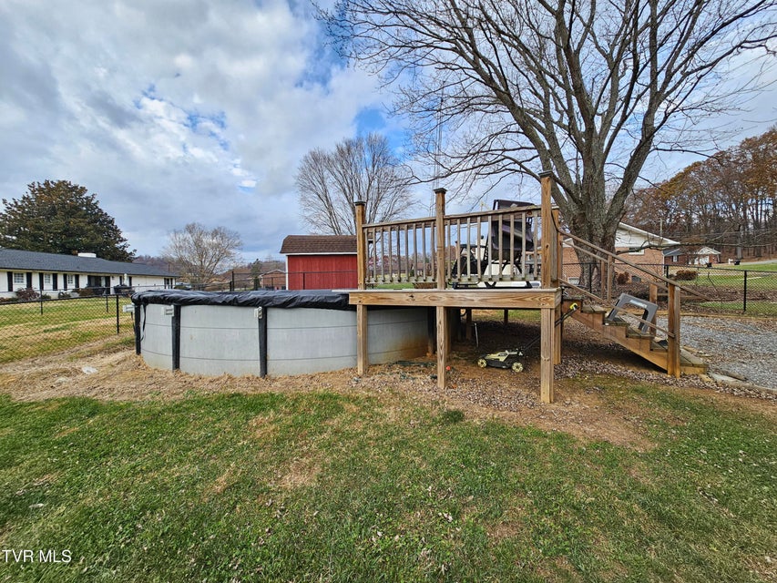 Photo #8: 320 Green Lane