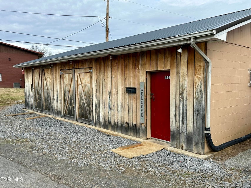 Photo #2: 1525 Fairview Avenue