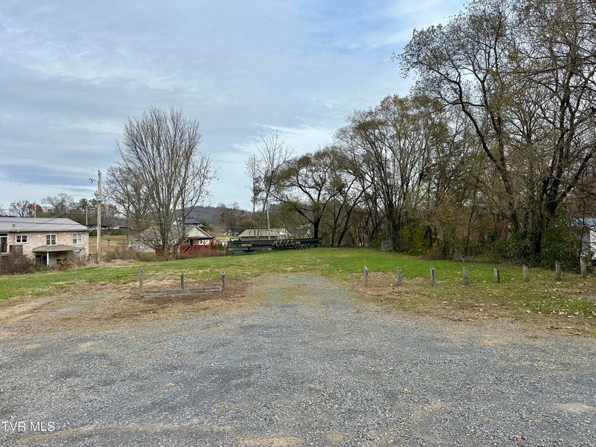 Photo #9: 1525 Fairview Avenue