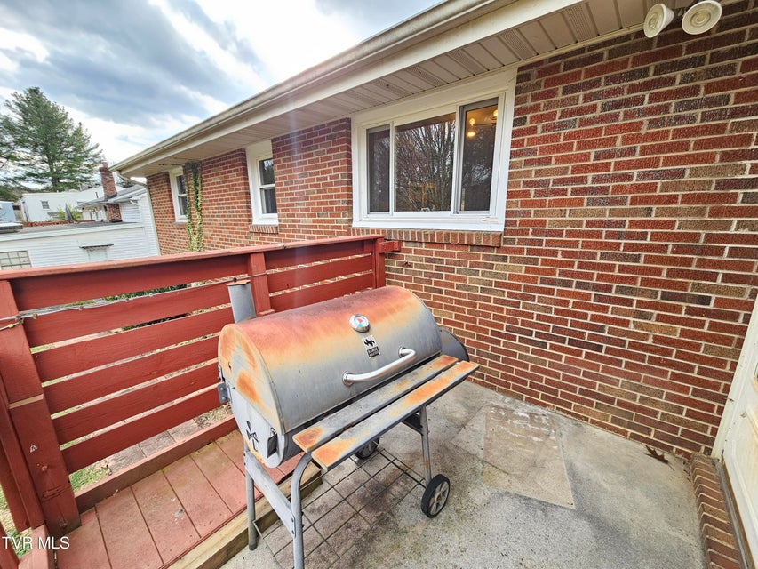 Photo #10: 1520 Sylvan Drive