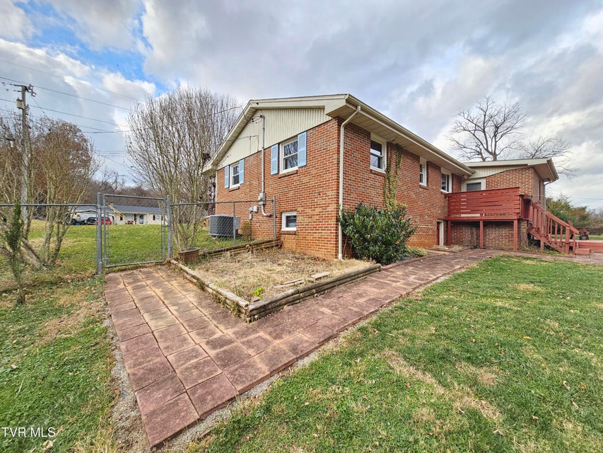 Photo #5: 1520 Sylvan Drive