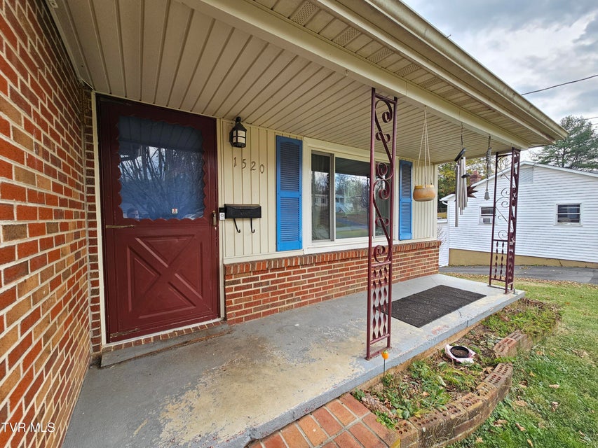 Photo #4: 1520 Sylvan Drive