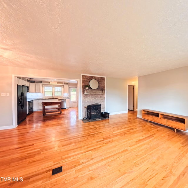 Photo #9: 105 Lowry Lane